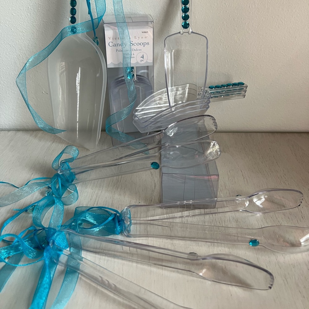 Group of candy bar scoops and tongs